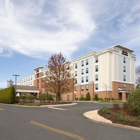 Hampton Inn & Suites Yonkers - Westchester Exterior foto